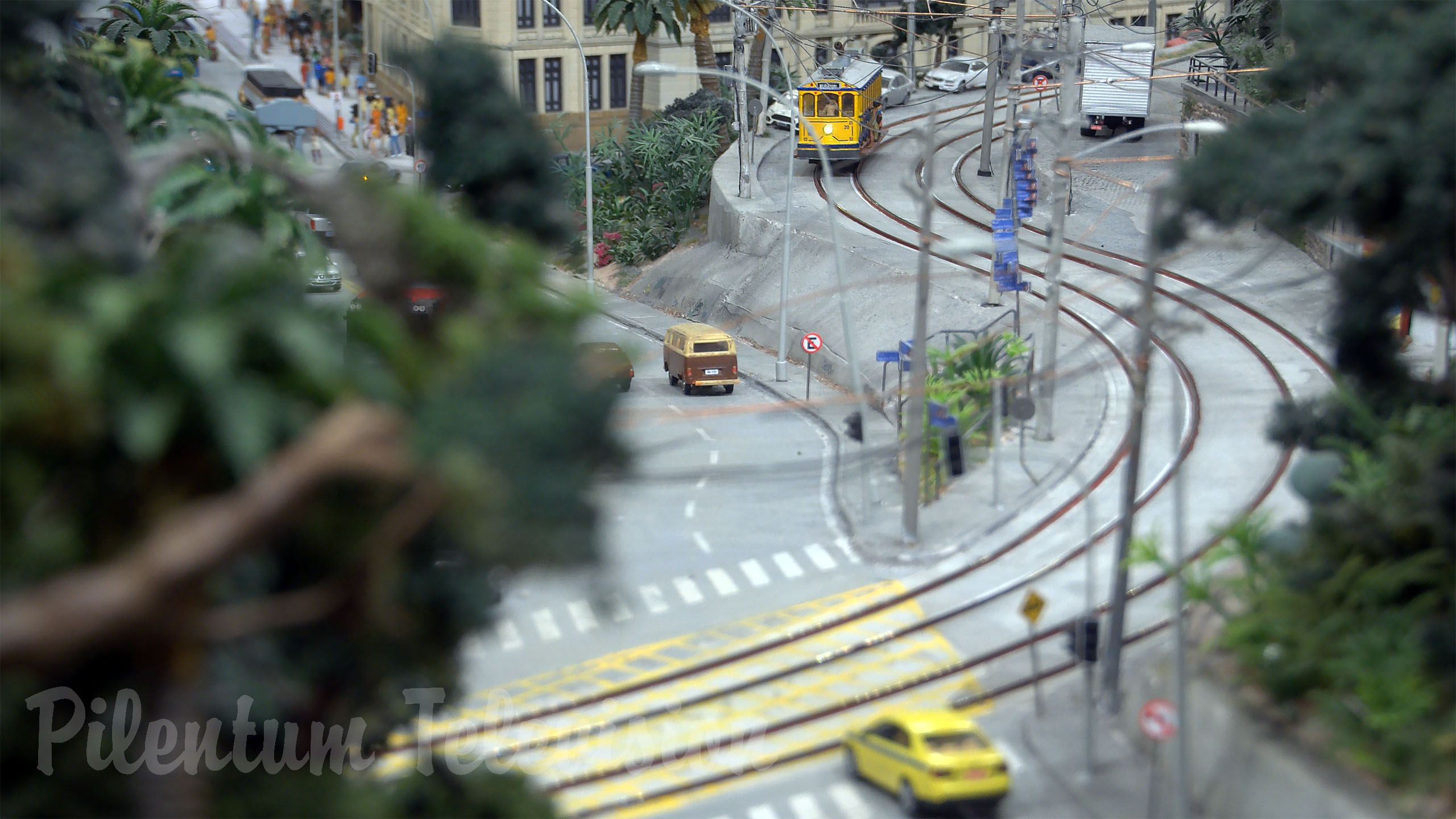 One of the oldest streetcars in the world - Bonde de Santa Teresa - The model tram of Rio de Janeiro