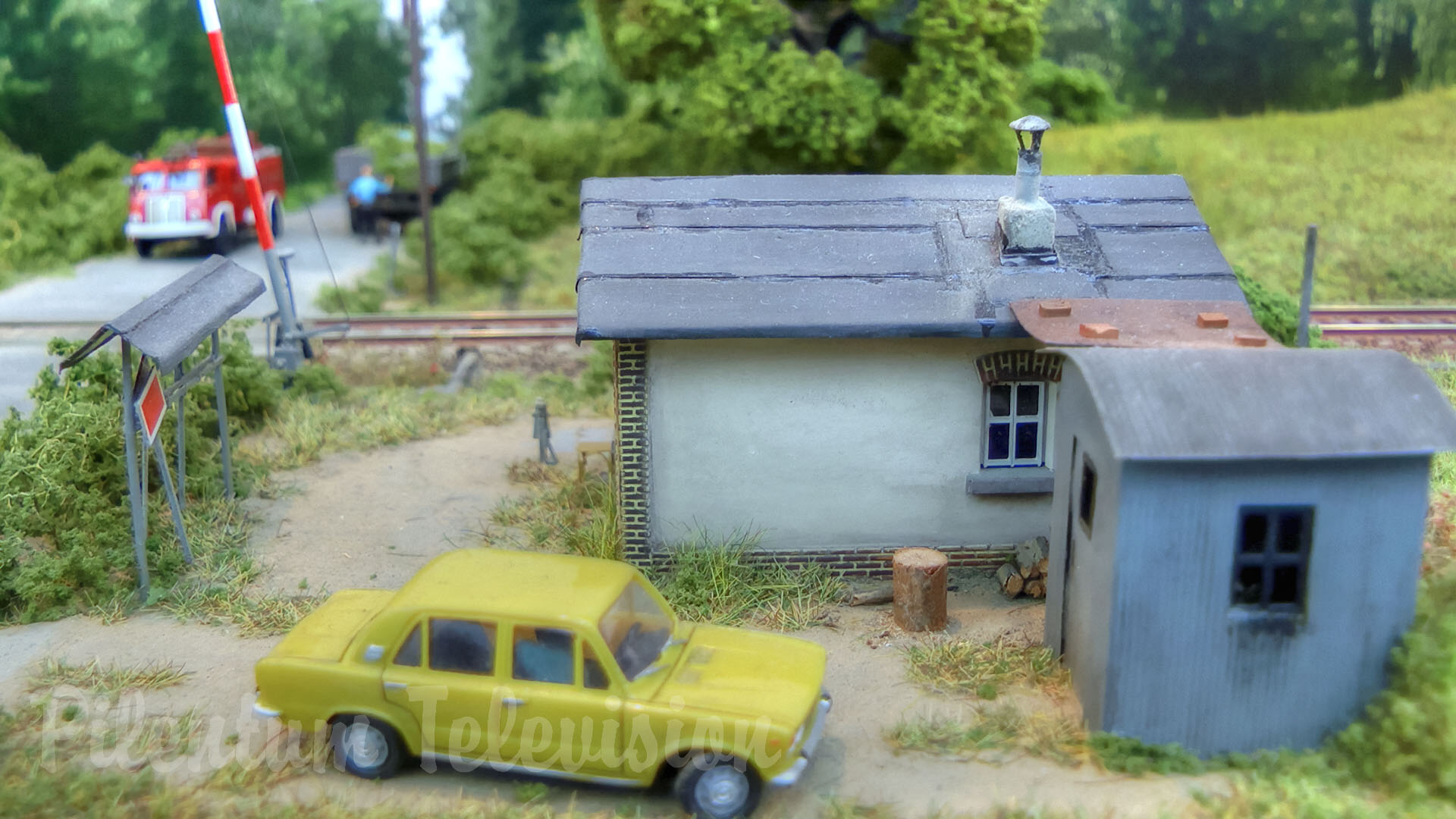 Model railroad layout of Zielona railway station with steam locomotives of the Polish State Railways