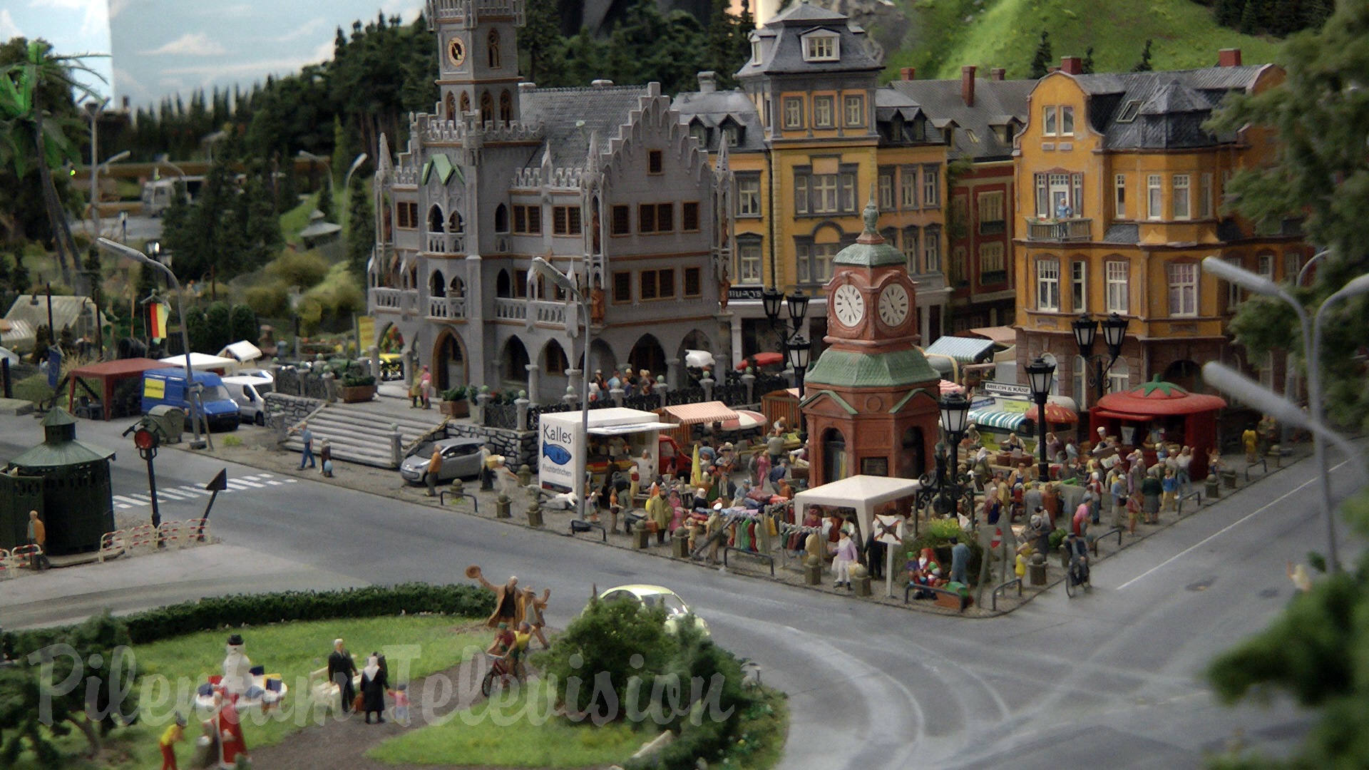 Descoperiți magia celei mai mari expoziții de modelism feroviar din întreaga lume (Miniatur Wunderland)
