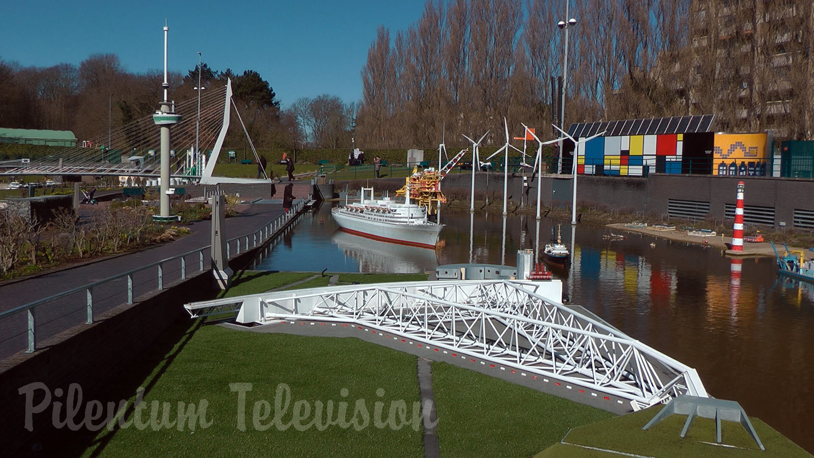 Madurodam - Miniatyrpark - Modelltåg - Modellflygplan - Modellbilar - Modellbåtar