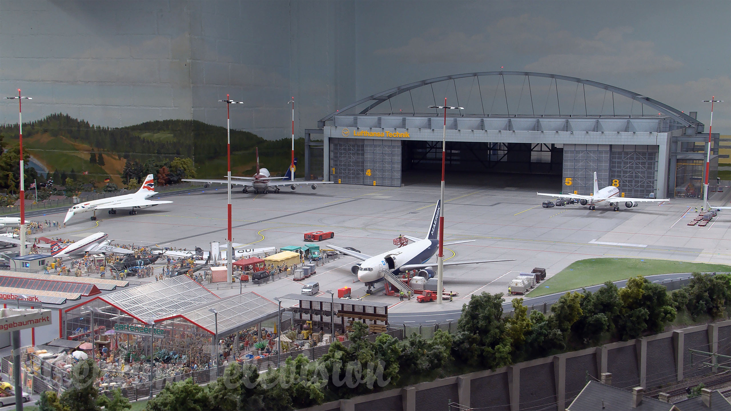 Världens största modellflygplats - Flygplan och flygplats i miniatyr