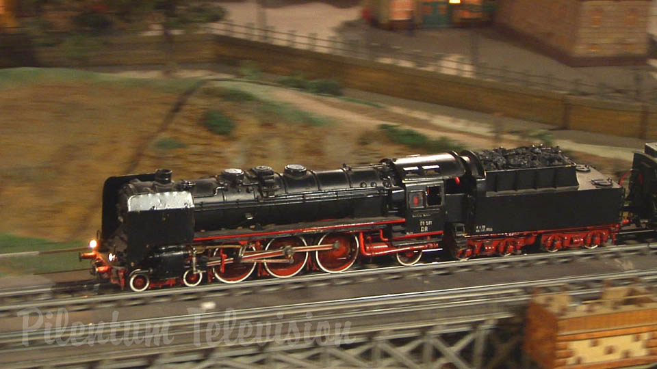 Найбільший залізничний макет Європи в масштабі 1:45